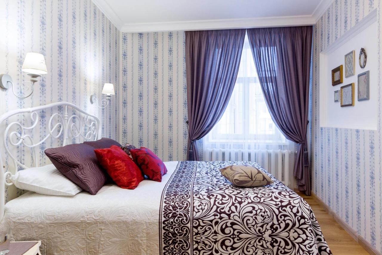 Dzirnavu 92, Free Private Parking Appartement Riga Buitenkant foto